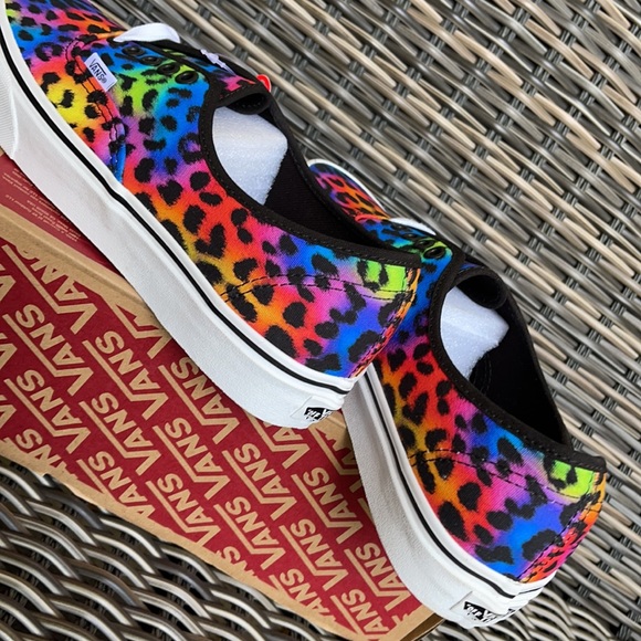 Vans Multicolor Leopard Print Shoes - Picture 14 of 16